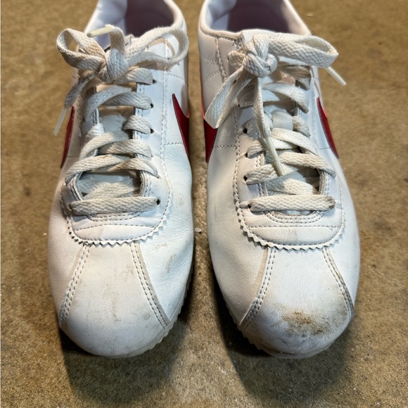 Nike Cortez White and Red Sneakers - Picture 5 of 6